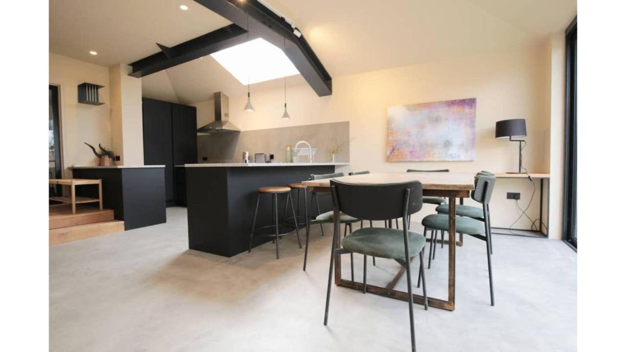 Pass The Keys Stunning, Brand New 3Br Home - Central Oxford Buitenkant foto