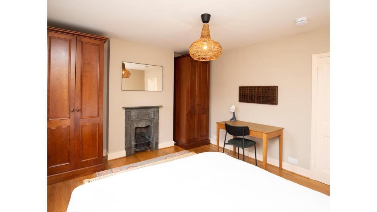 Pass The Keys Stunning, Brand New 3Br Home - Central Oxford Buitenkant foto